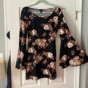 Women’s Aqua long sleeve floral dress